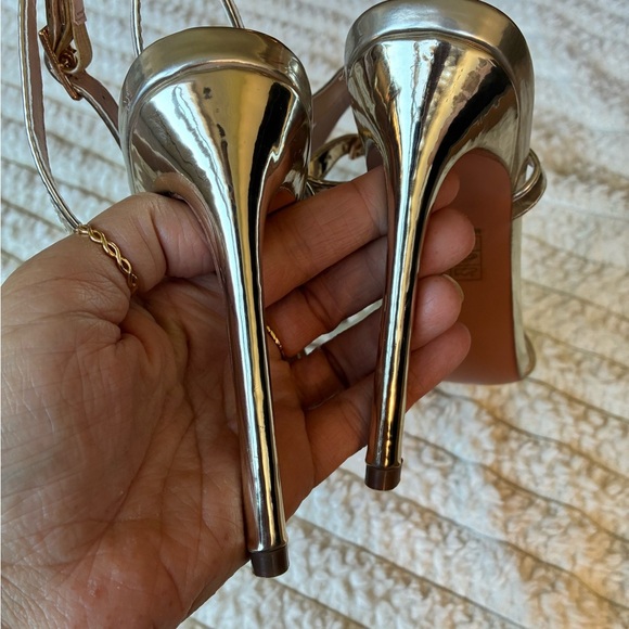 NWOT PrettyLittleThing Gold Metallic Strappy Pointed Toe Stiletto Heels - Picture 6 of 9